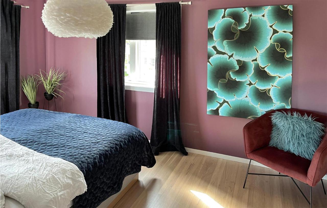 Сasa de vacaciones Stunning In With Wifi, Private Swimming Pool And 4 Bedrooms Oslo